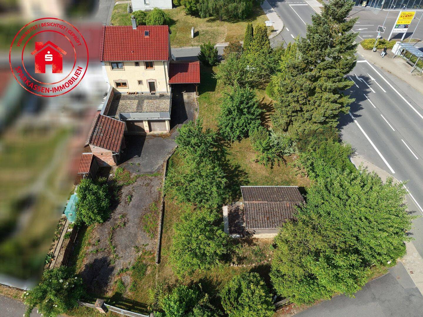 Gepflegte Doppelhaushälfte in zentraler Lage von Höpfingen, 74746 Höpfingen