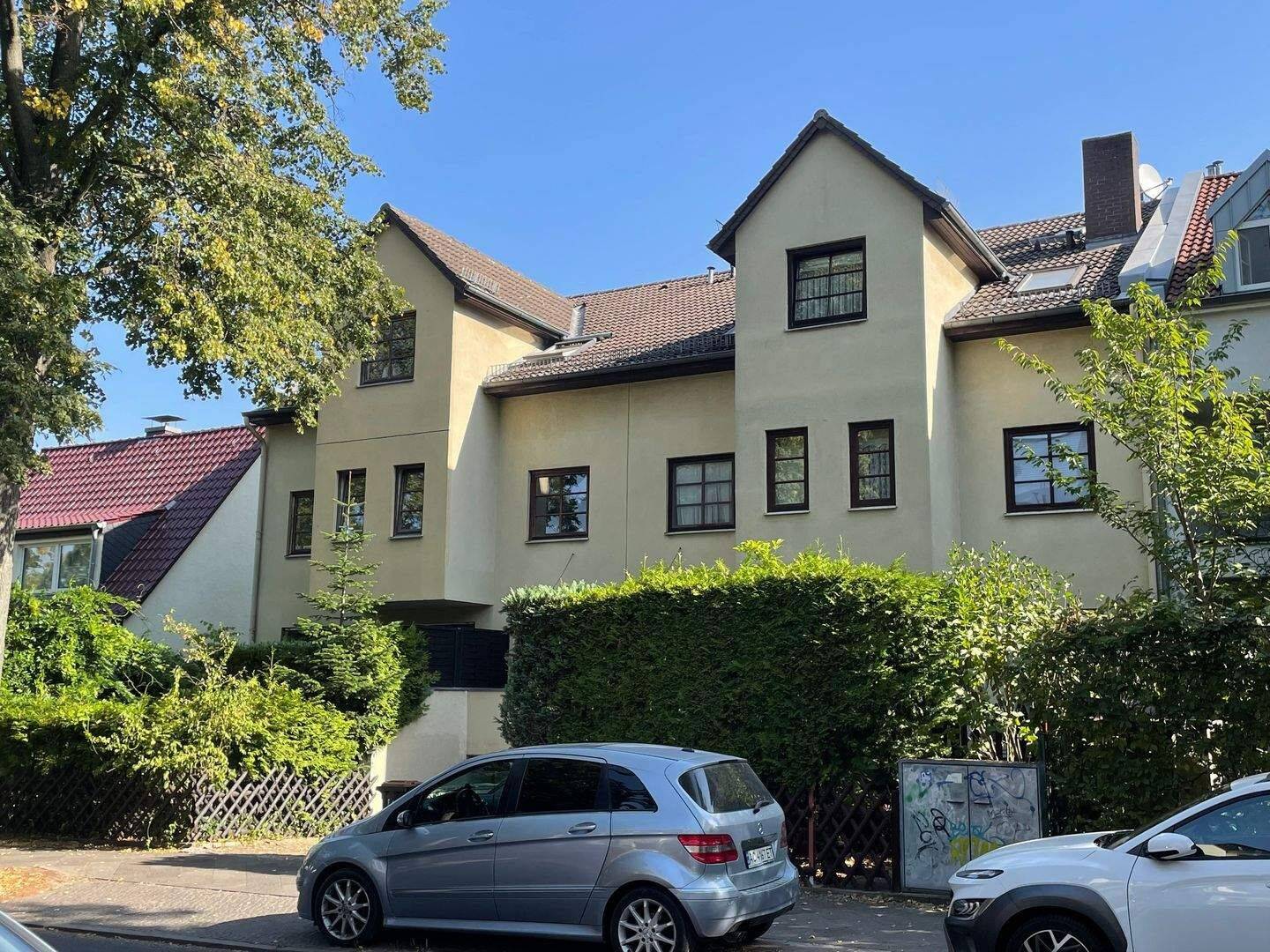 Ein “Haus im Haus” mit Terrasse, eigenem Garten und Tiefgarage…., 12209 Berlin (Steglitz-Zehlendorf Lichterfelde)