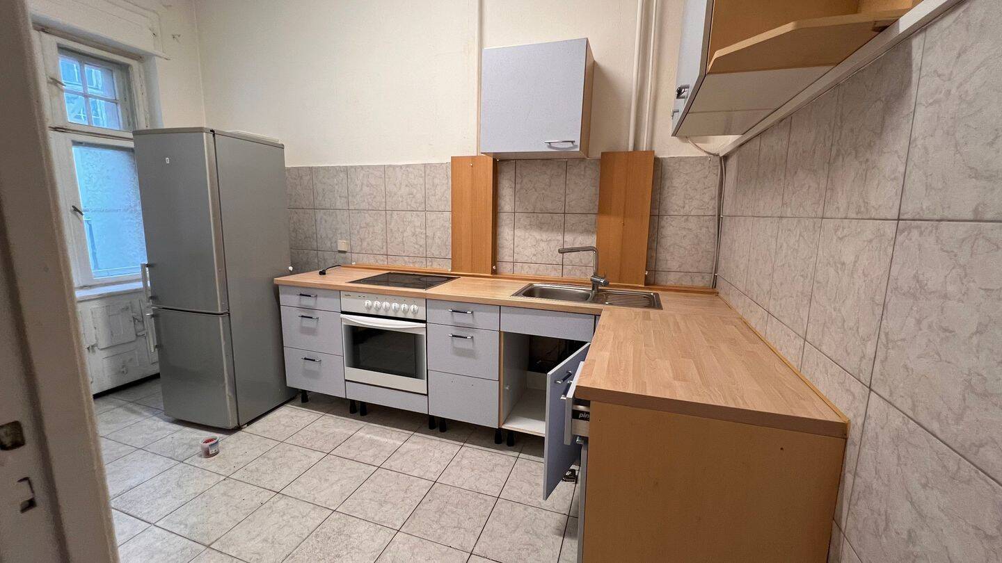 3 Zimmer Wohnung im EG, 13055 Berlin (Lichtenberg Hohenschönhausen Alt-Hohenschönhausen Hohenschönhausen)