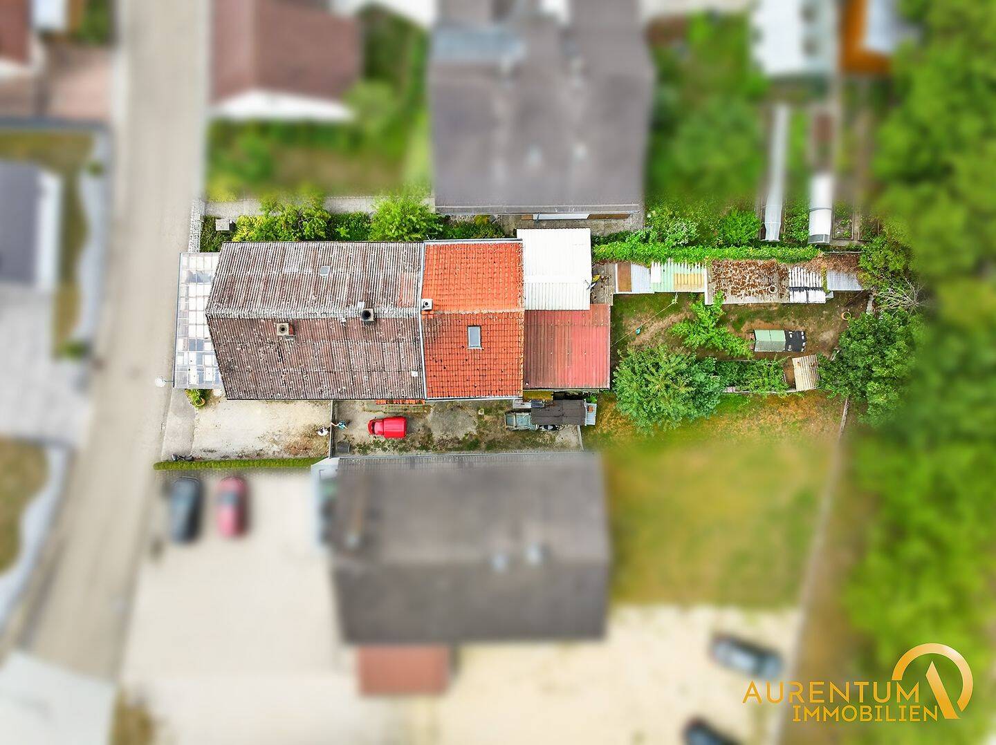 Renovierungsbedürftiges Ein- bis Zweifamilienhaus, Werkstatt, Nebengebäuden & vielseitigem Potenzial, 93354 Siegenburg
