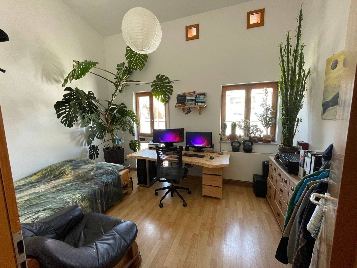 Helles WG-Zimmer in schöner Maisonette-Wohnung in zentraler Lage (in der Nähe vom ZOB), 85049 Ingolstadt