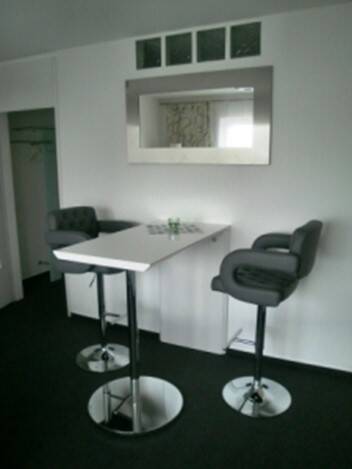 BEGEHRTE HÖHENLAGE MIT AUSBLICK – Exklusives 1-Zimmer-Apartment in S-Degerloch – 1370, 70597 Stuttgart (Degerloch Hoffeld Kaltental Möhringen Sonnenberg)