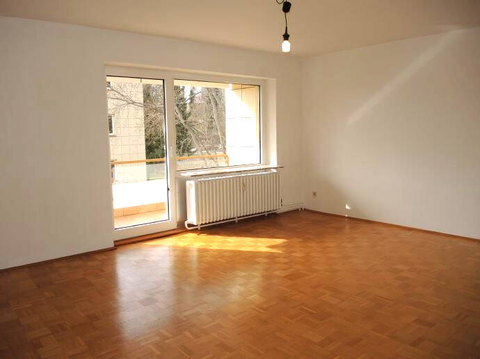 Familienfreundliche große 4-Zimmer Wohnung / Balkon / Gäste WC / Hausmeisterservice, 97769 Bad Brückenau
