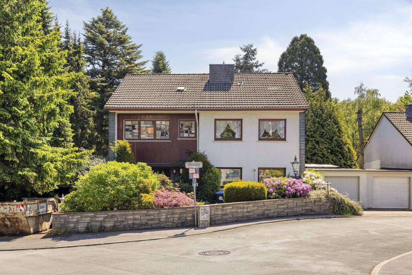 Traumhaft gelegenes Mehrfamilienhaus in Wuppertal-Ronsdorf, 42369 Wuppertal (Ronsdorf)