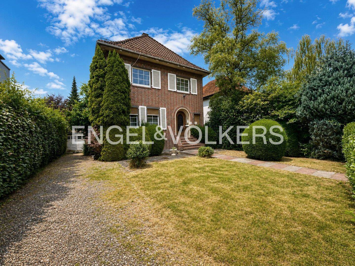 Altbaujuwel – Charmantes Einfamilienhaus mit hohen Decken, Fischgrätparkett und Ausbaupotenzial, 28329 Bremen (Gartenstadt Vahr Neue Vahr Nord Neue Vahr Südwest Radio Bremen Sebaldsbrück)