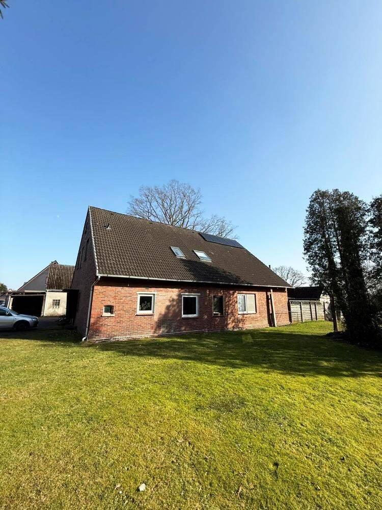 Zweifamilienhaus mit PV-Anlage & großem Südgrundstück, 27612 Loxstedt