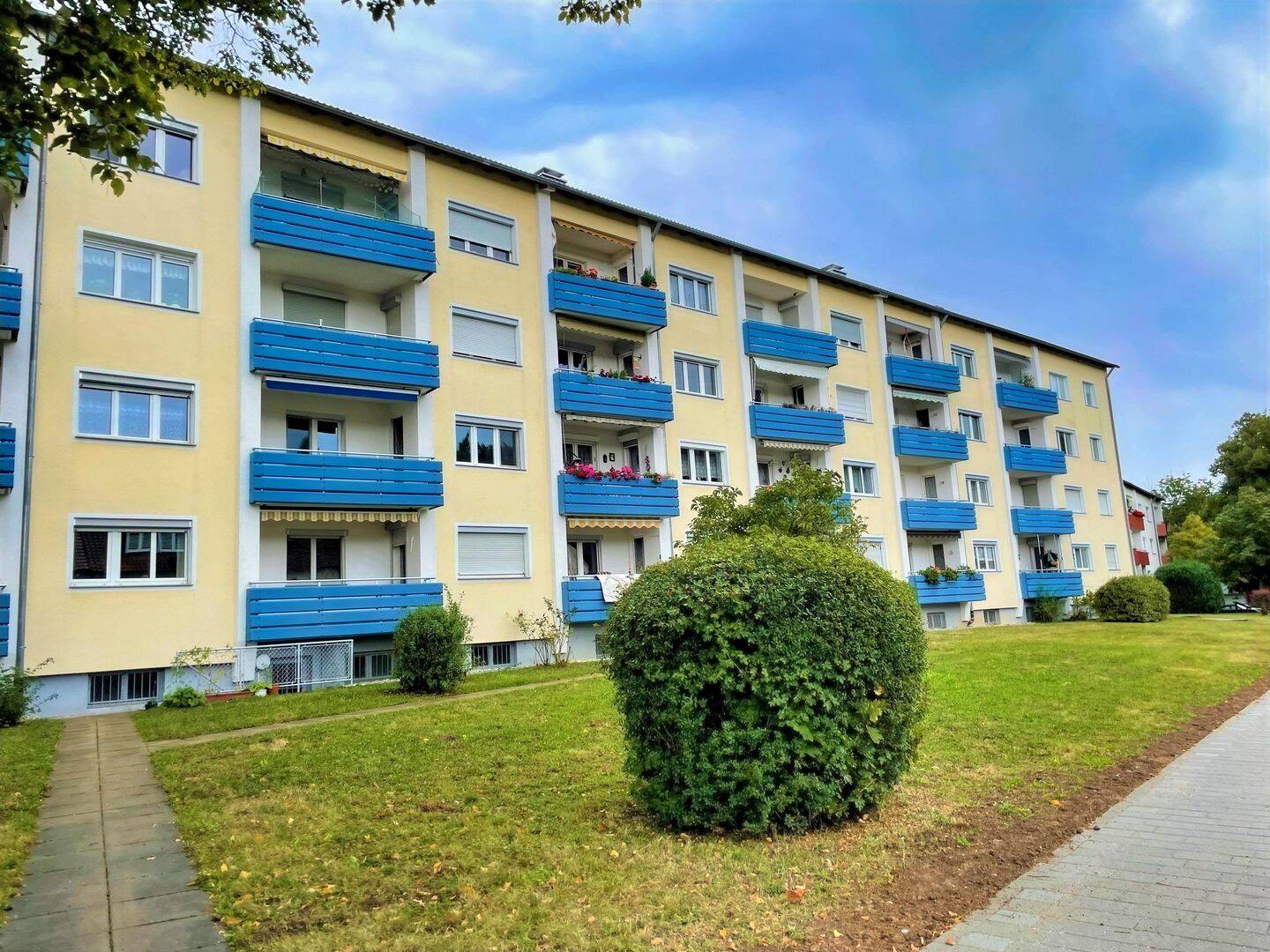 Vermietete 3-Zimmer-Wohnung mit Garage in ruhiger Wohnlage in Stuttgart-Weilimdorf!, 70499 Stuttgart
