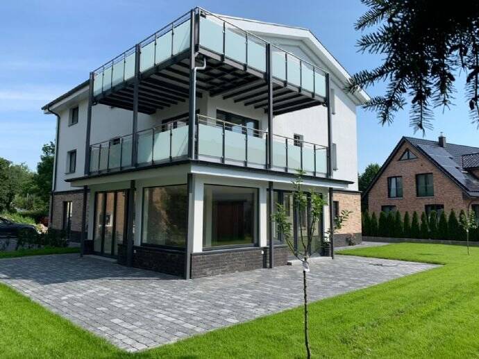 Großzügige moderne Wohnung in Barmstedt, 25355 Barmstedt
