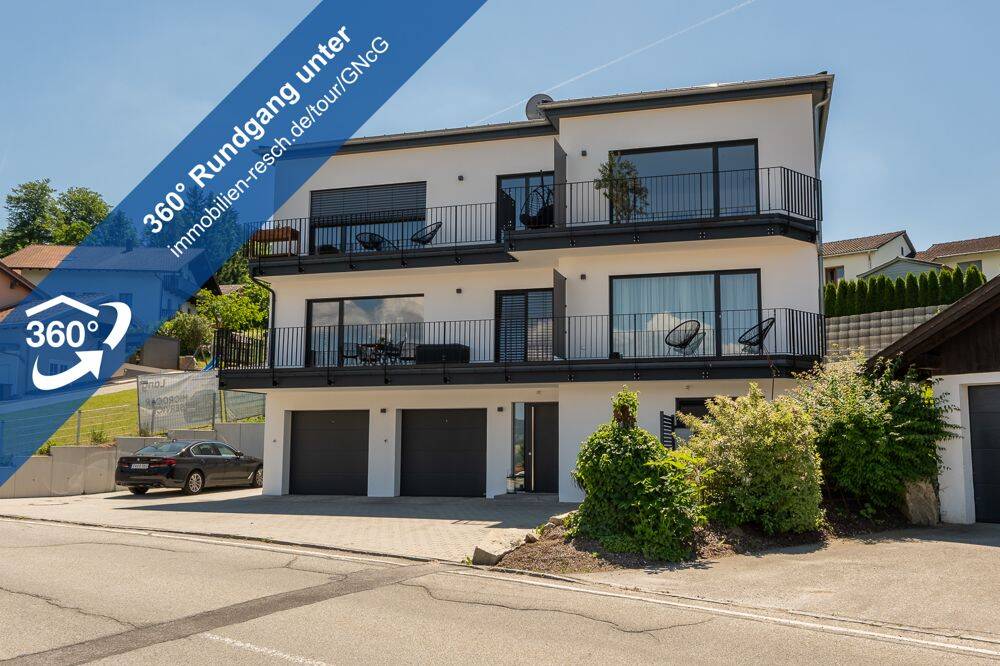 Wohnen mit Weitblick  Neuwertige 2-Zimmer-Wohnung mit Tageslichtduschbad, EBK und Balkon, 94065 Waldkirchen