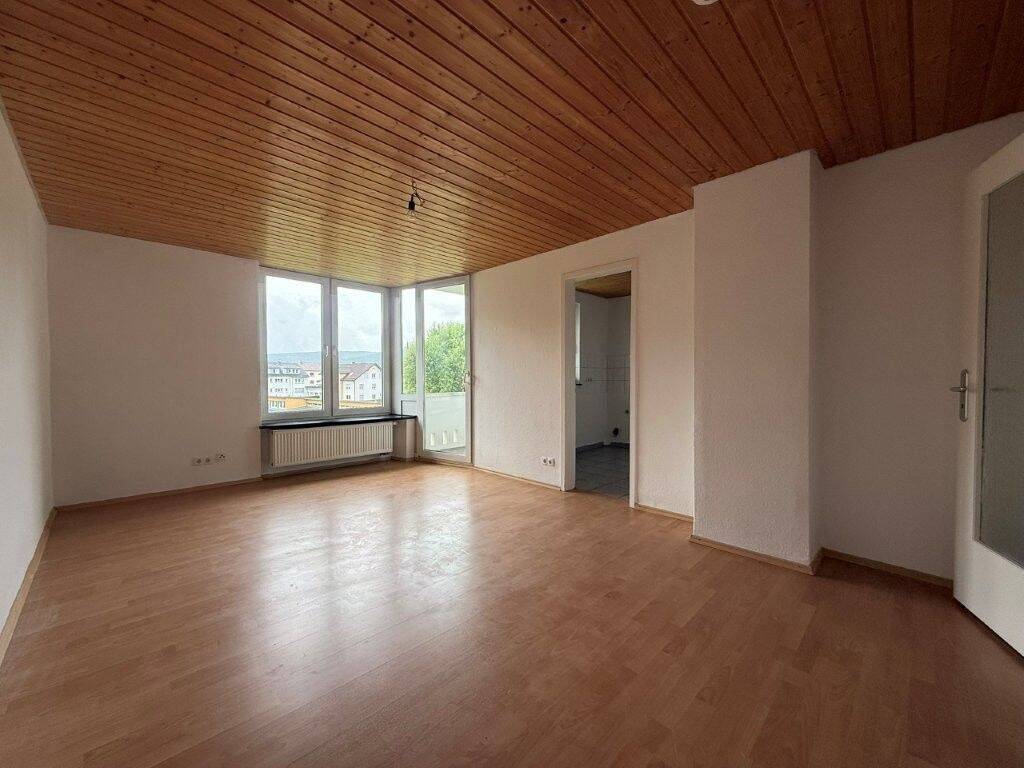 Zentrumsnahe, helle und geräumige 2-Zimmer-Wohnung, 73447 Oberkochen