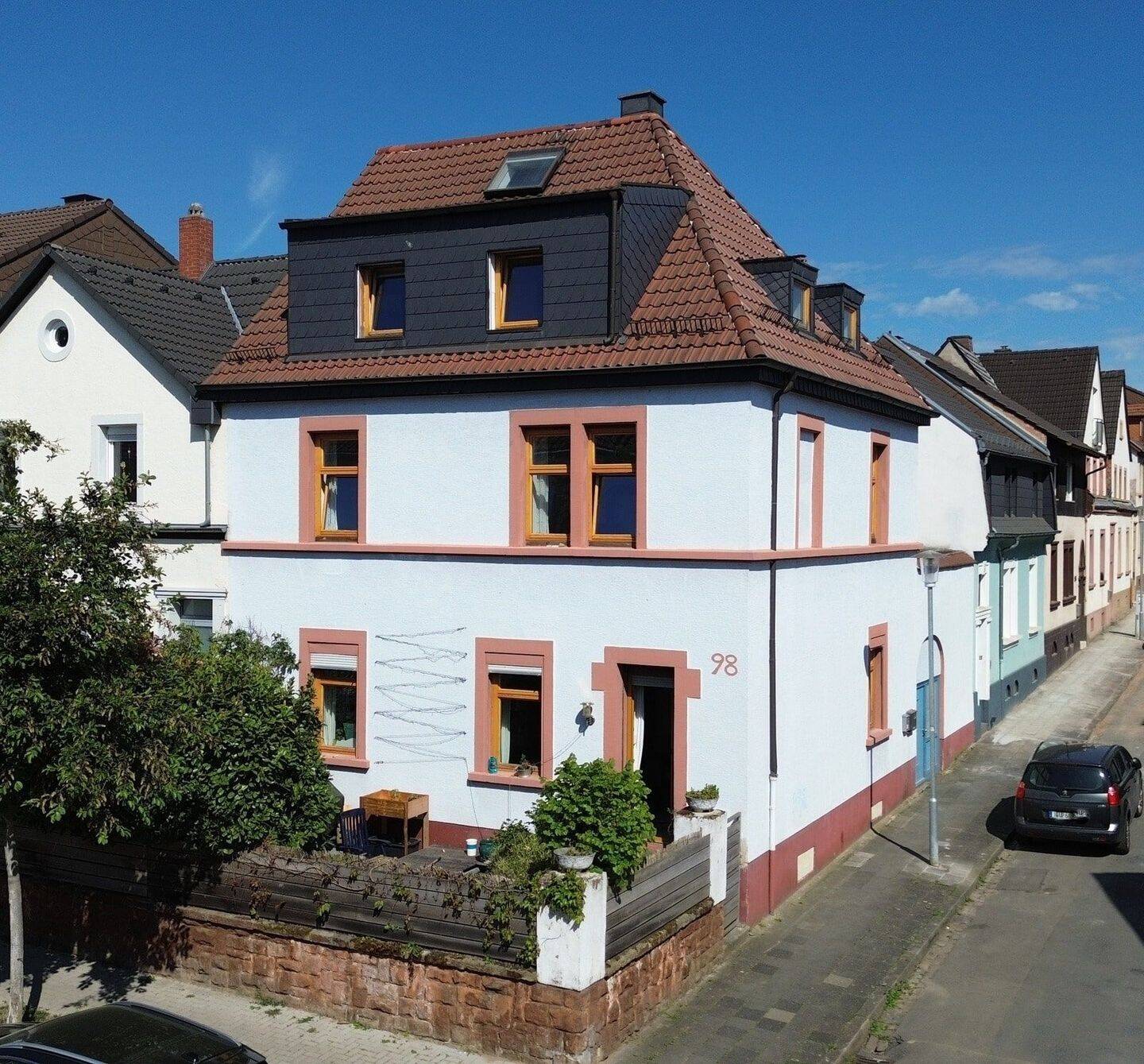 KL-Kotten – Attraktives Zweifamilienhaus mit Garten, 67659 Kaiserslautern (Erfenbach Erlenbach Innenstadt Morlautern)