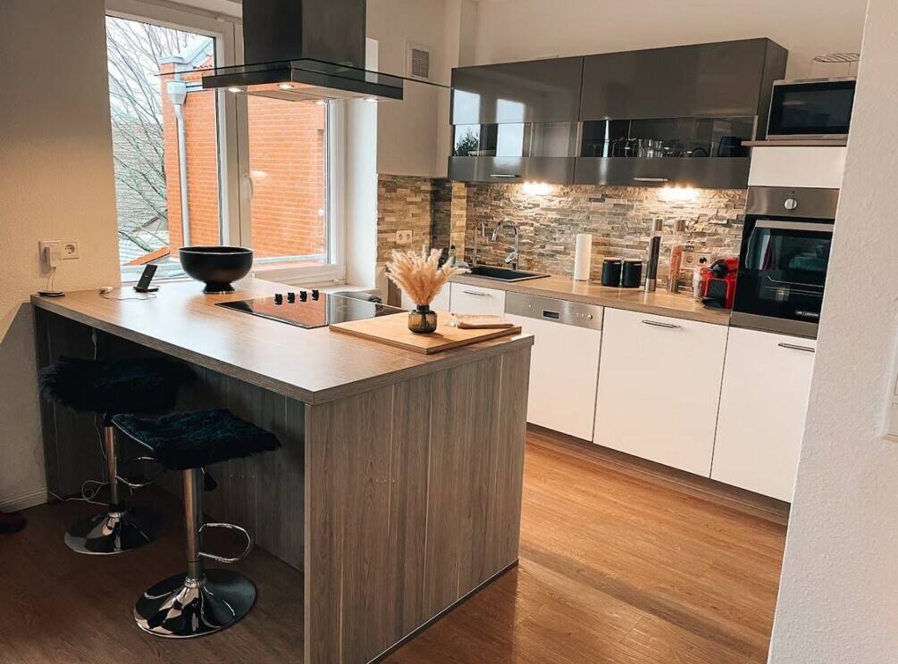 Stilvoll möblierte 2-Zimmer-Wohnung mit Balkon, 28844 Weyhe