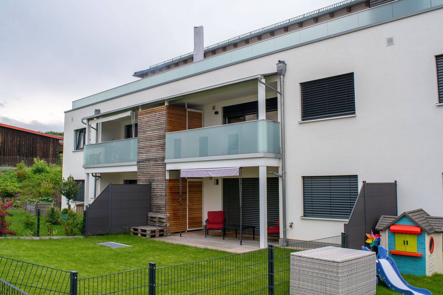 ***HELLE UND GERÄUMIGE 2-ZIMMER-WOHNUNG MIT KÜCHE UND SÜD-LOGGIA***, 92331 Parsberg
