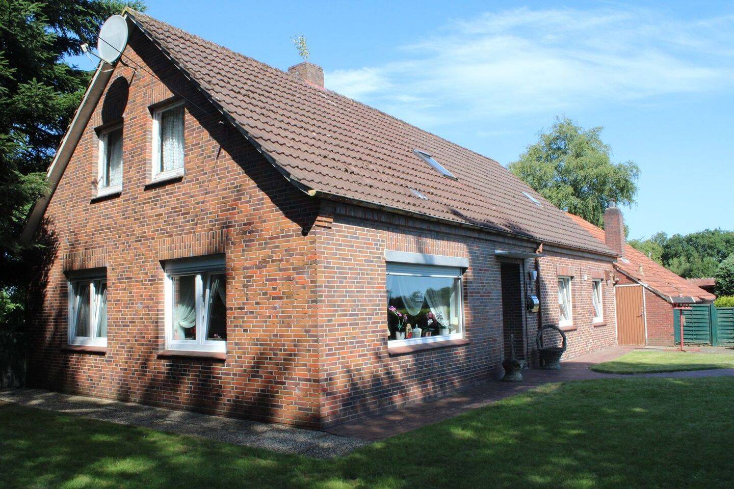 Nr. 1553 gediegenes Landwohnhaus in Blomberg, 26487 Blomberg
