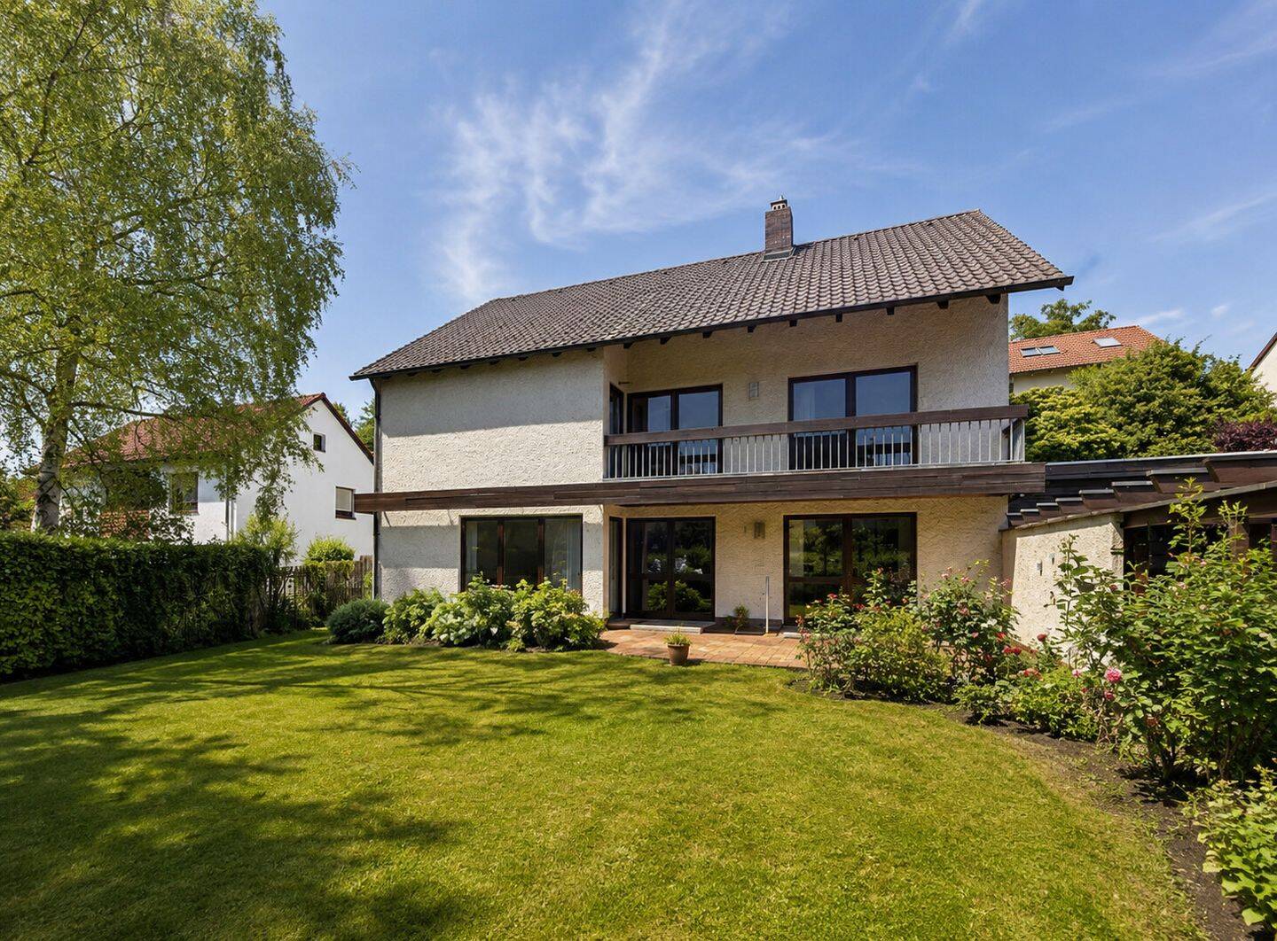 Rarität im Regensburger Stadtsüden: Wohn-/Mehrfamilienhaus auf sonnigem Südwest-Grundstück, 93051 Regensburg (Galgenberg Großprüfening-Dechbetten-Königswiesen Kumpfmühl-Ziegetsdorf-Neuprüll)