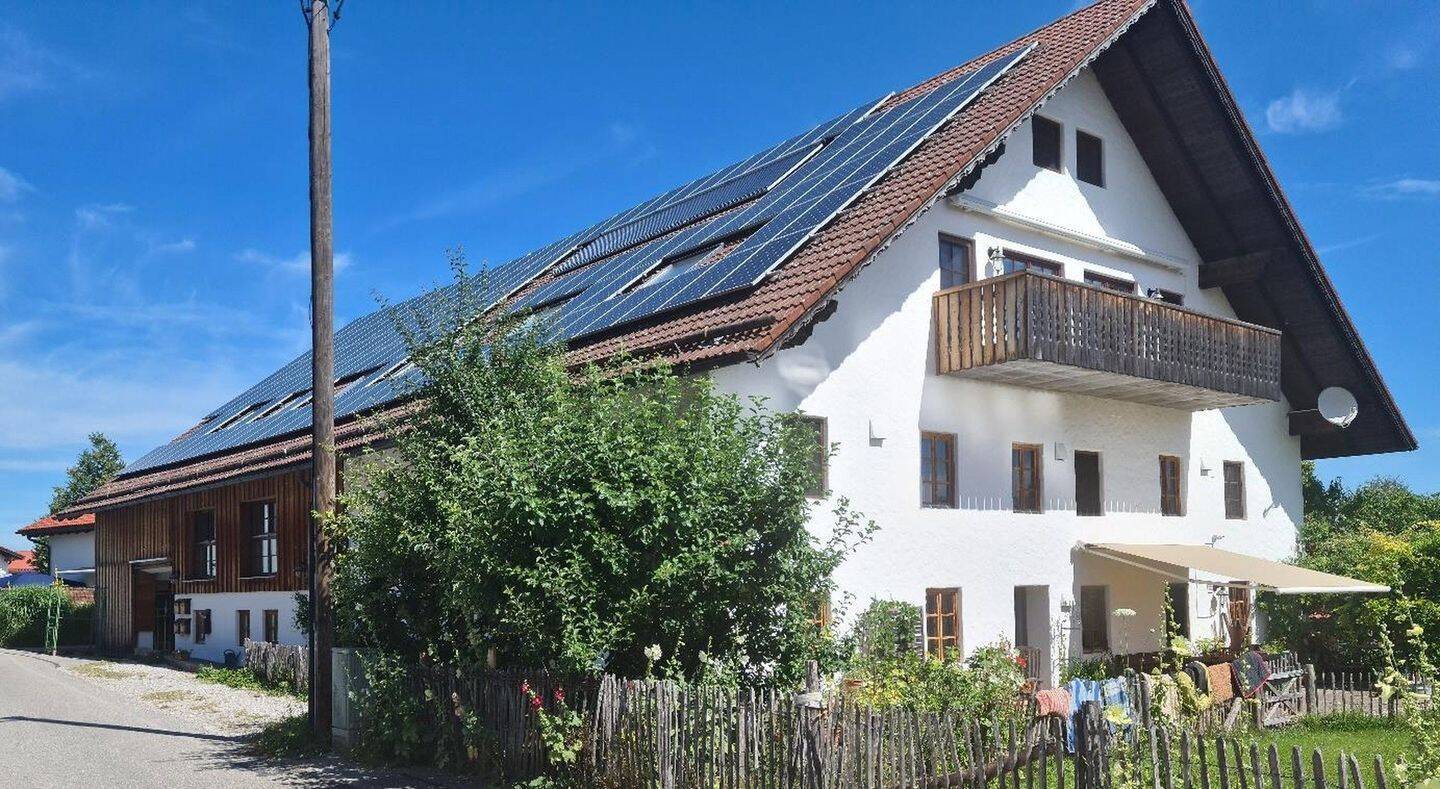 Traumwohnung im Grünen – 8 Zimmer, 3 Bäder, großer Garten, …, 82386 Oberhausen