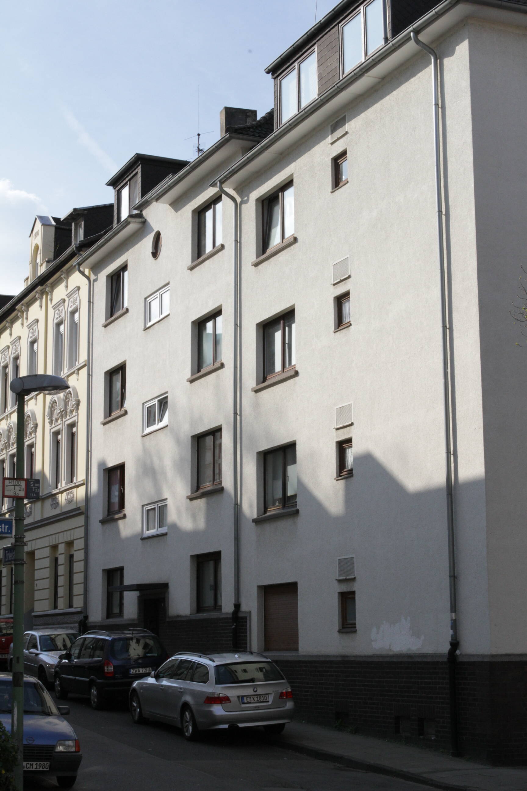Helle moderne Dachgeschoßwohnung wie Loft, 45143 Essen (Altendorf Bochold Nordviertel Westviertel)
