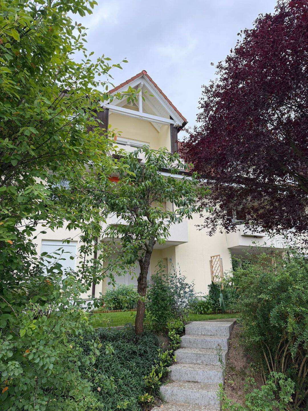 Charmante 2-Zimmer-Wohnung in Radebeul, 1445 Radebeul