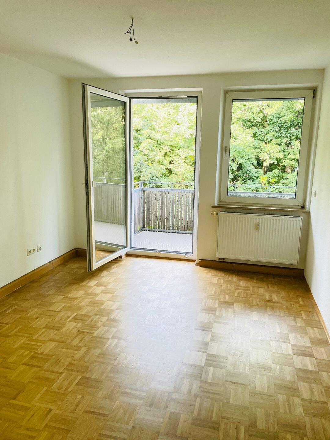 Gemütliche 2-Zimmer-Wohnung mit Balkon nahe Dutzendteich, 90478 Nürnberg (Dutzendteich Gleißhammer Glockenhof Sankt Peter Zerzabelshof)