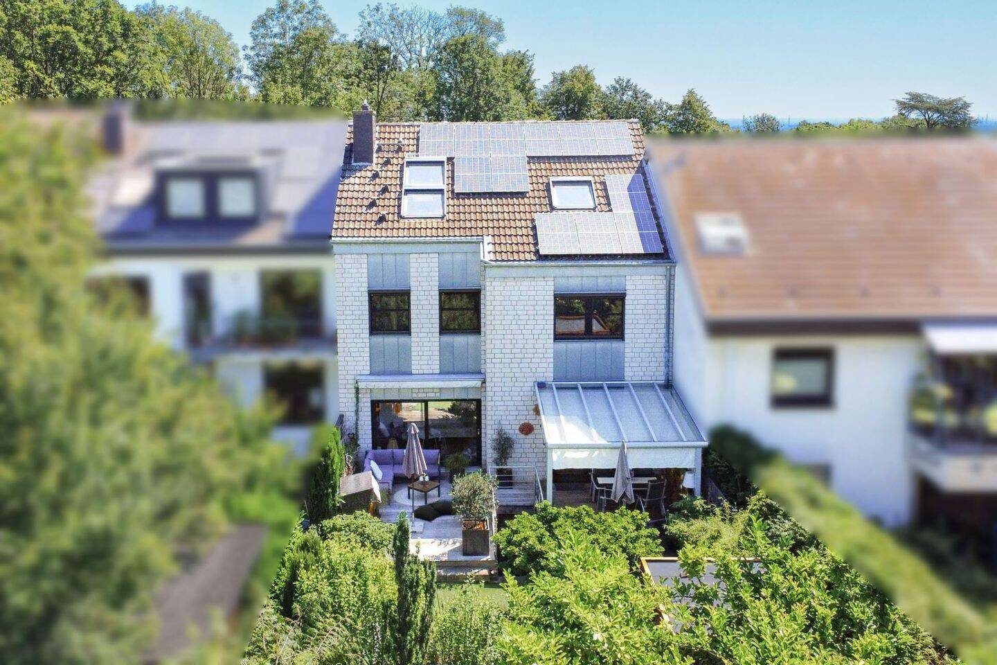 Energieeffizienz A: Modernes Architektenhaus mit PV-Anlage, Wärmepumpe & Gartensauna, 50321 Brühl