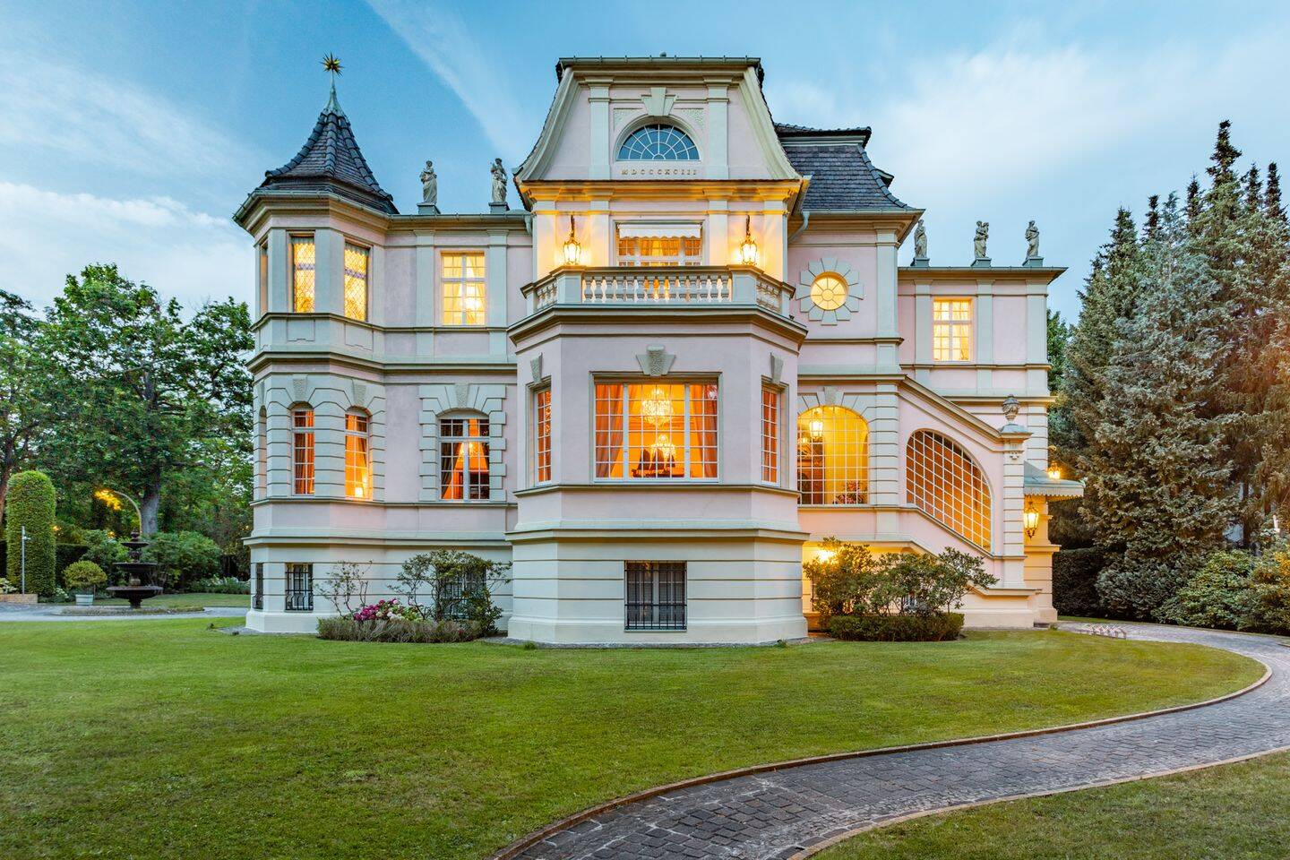 Außergewöhnliche Villa mit Historie – Ein Juwel der Belle Époque, 14167 Berlin (Steglitz-Zehlendorf Kolonie Abendruh Kolonie Sonnenschein Lichterfelde Zehlendorf)