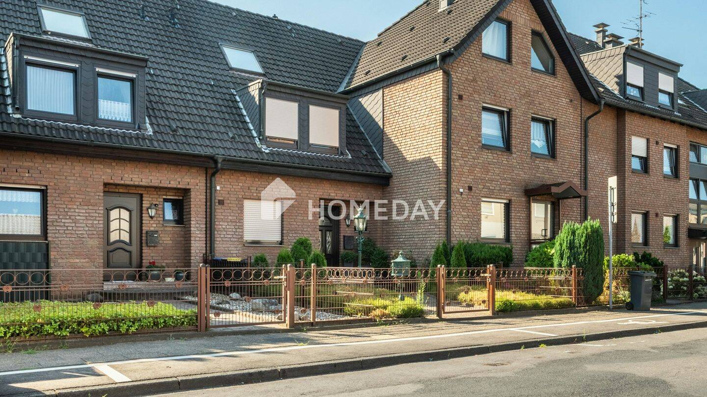 Einziehen und Wohlfühlen! Stetig modernisiertes Reihenhaus toller Ausstattung in idealer Lage, 46236 Bottrop (Stadtmitte)