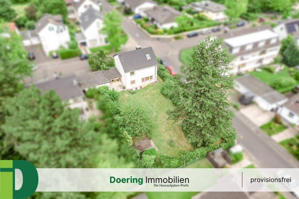 Einfamilienhaus mit Garten und angrenzendem Baugrundstück in Bonn-Niederholtorf, 53229 Bonn