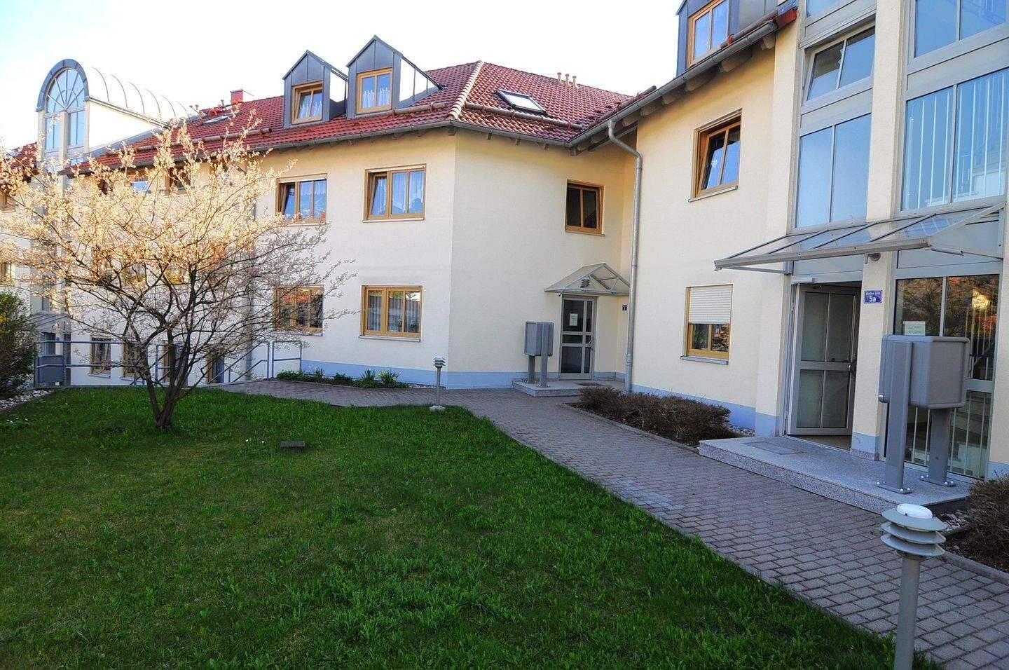 2-Zimmer-Eigentumswohnung in Suhl-Goldlauter, 98528 Suhl (Goldlauter Suhl Gehlberg Schmiedefeld Vesser)