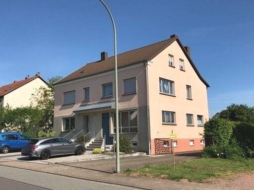 Mehrfamilienhaus in verkehrsgünstiger Lage, 66802 Überherrn