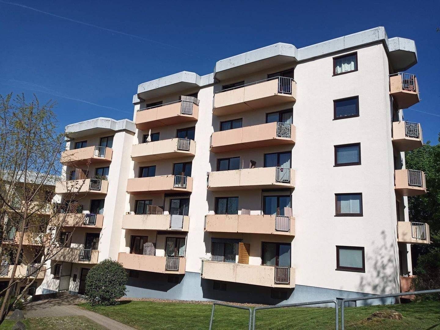 Uni-Nähe Charmantes 1-Zimmer-Apartment mit Balkon und PKW-Stellplatz, 54295 Trier