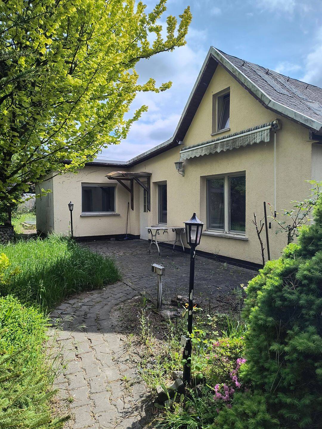 Gepflegter Garten mit Laube in Leipzig-Stötteritz, 4299 Leipzig (Probstheida Stötteritz)