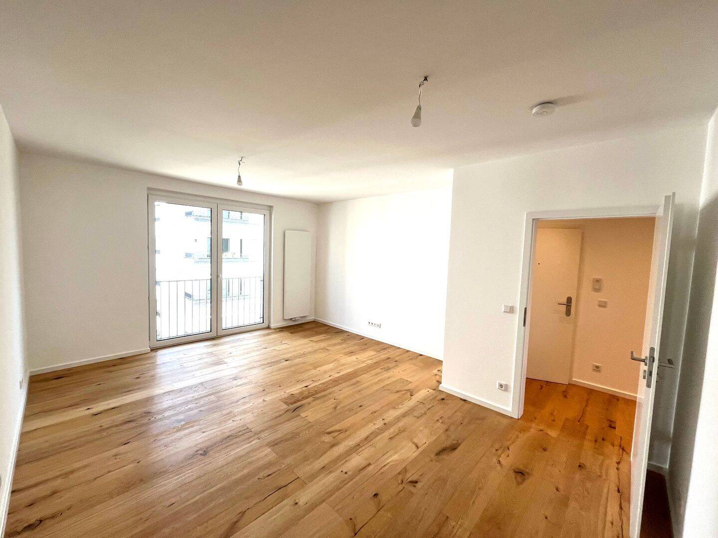 2,5 -Wohnung. Erstbezug nach Sanierung!, 40211 Düsseldorf (Pempelfort Stadtmitte)