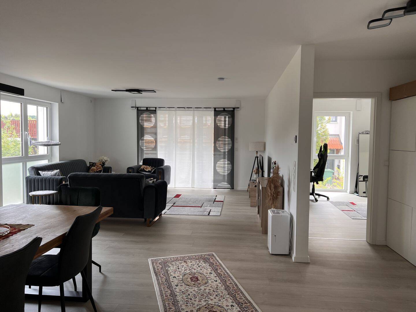 Wohlfühloase mit unverbaubarem Grünblick: Modernes Wohnen auf Neubau-Niveau mit Top-Ausstattung!, 91560 Heilsbronn
