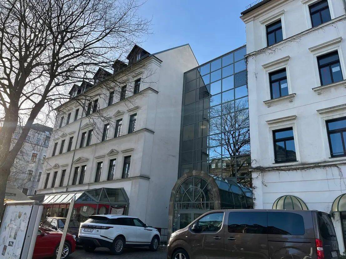 Sanierung! Dachterrassenwohnung mitten im Zentrum mit Aufzug! 1. Kaltmiete geschenkt!, 9111 Chemnitz (Altchemnitz Schloßchemnitz Zentrum)