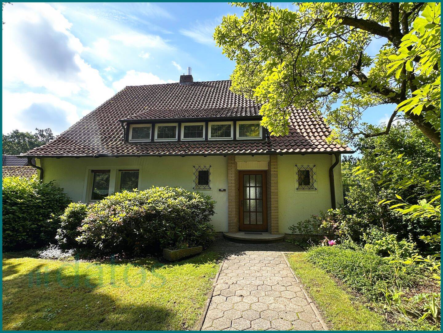 Charmantes Einfamilienhaus mit Weitblick, 49078 Osnabrück (Hellern Weststadt)