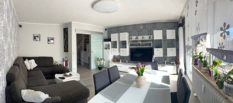 Familientraum auf 3 Ebenen – hochw. sanierte 4-Zi.-Maisonette mit 112 m² und Wohlfühlgarantie, 90471 Nürnberg (Dutzendteich Langwasser Neuselsbrunn Stadion Zollhaus)