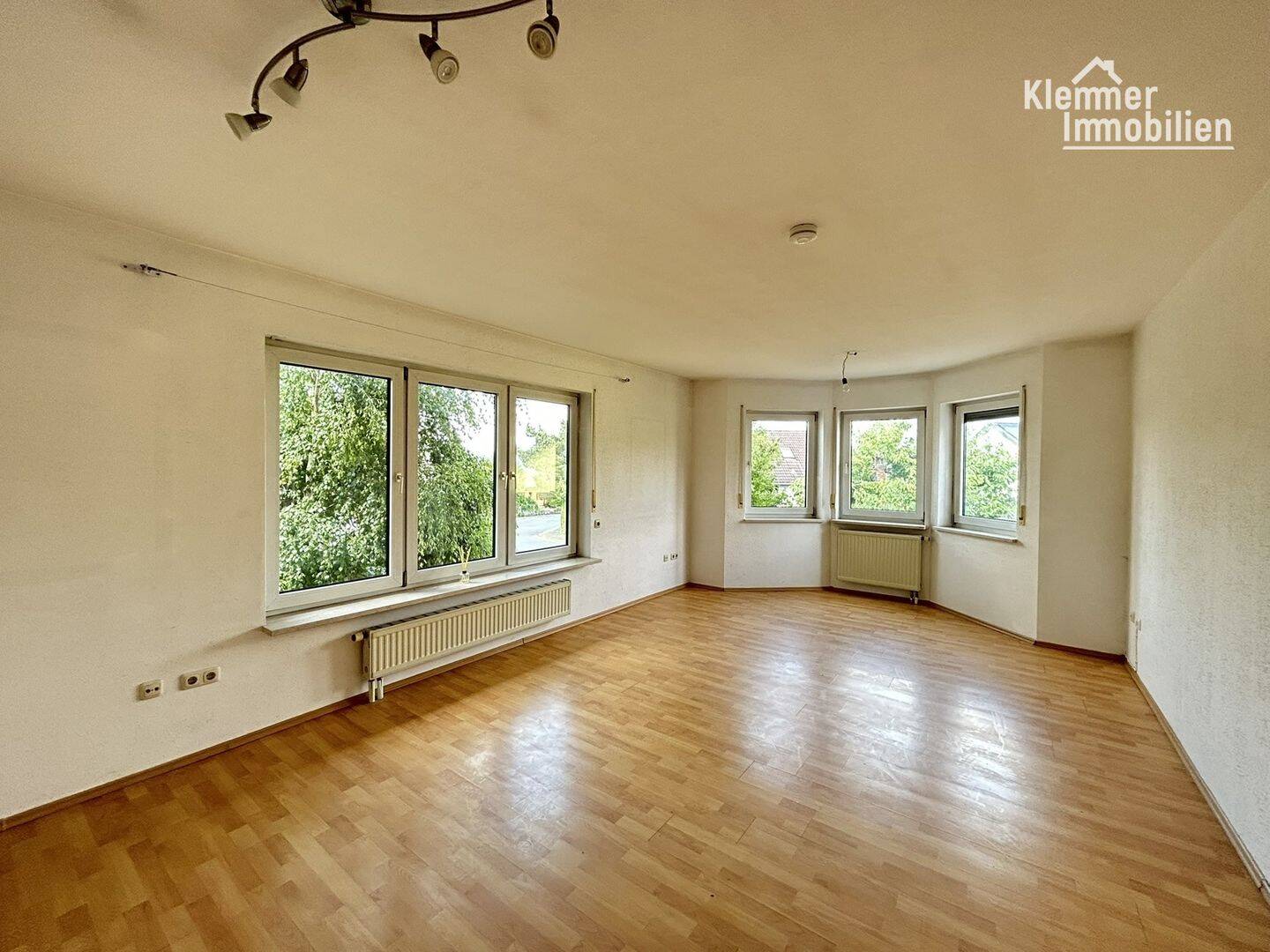 Charmante Doppelhaushälfte mit Einliegerwohnung und Terrasse, 97828 Marktheidenfeld