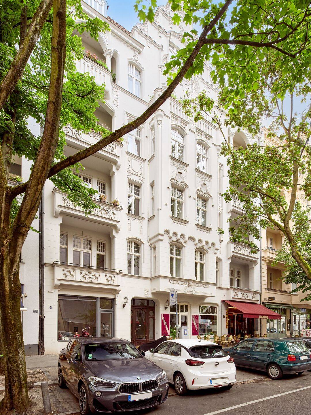 Großzügige 2-Zimmer-Dachgeschosswohnung mit Terrasse in Top-Lage nahe Ludwigkirchplatz, 10719 Berlin (Charlottenburg-Wilmersdorf Charlottenburg Wilmersdorf)