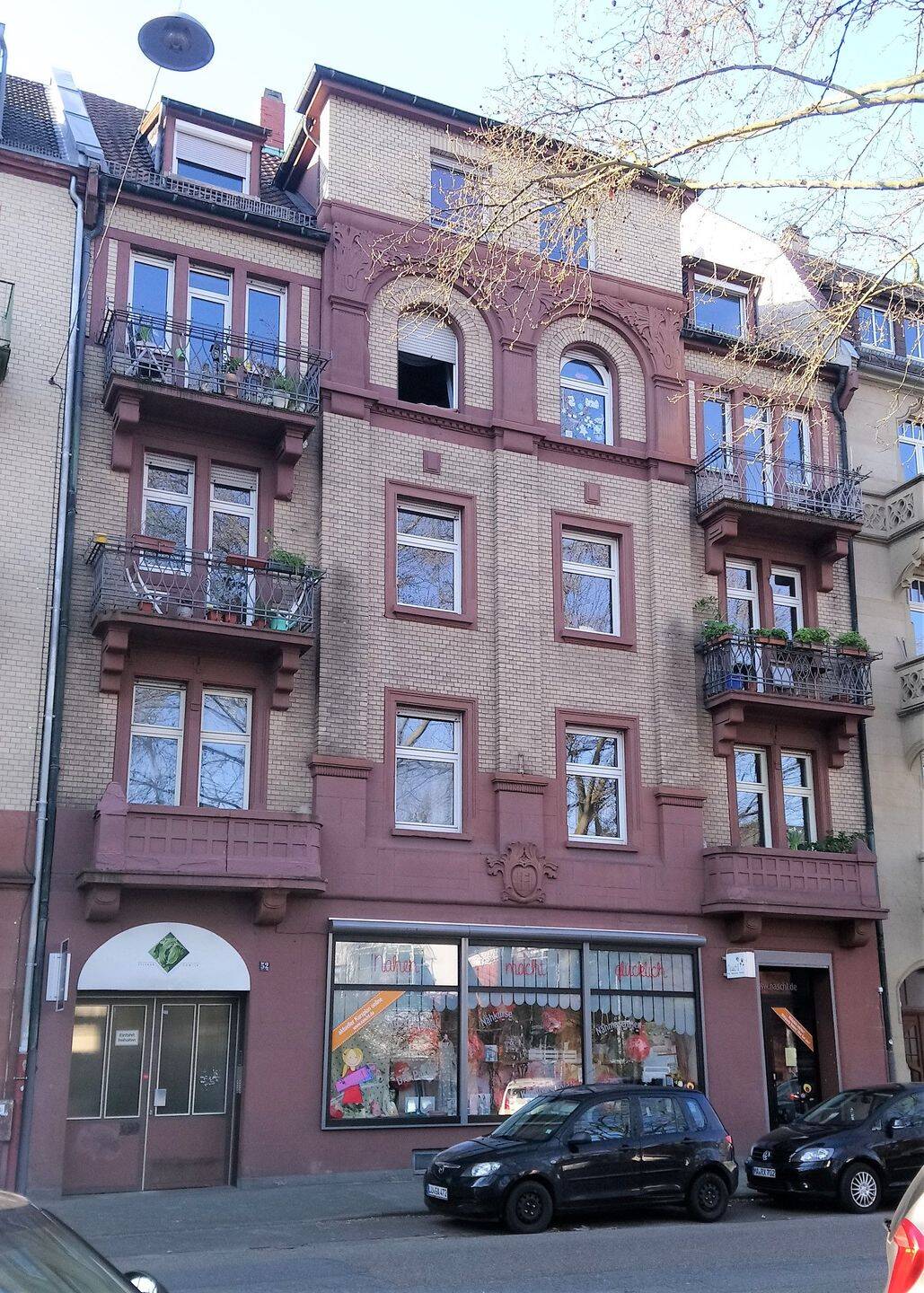 Gepflegte große Altbauwohnung, 2 Balkone, Blick auf Grün, 68167 Mannheim (Neckarstadt Wohlgelegen)