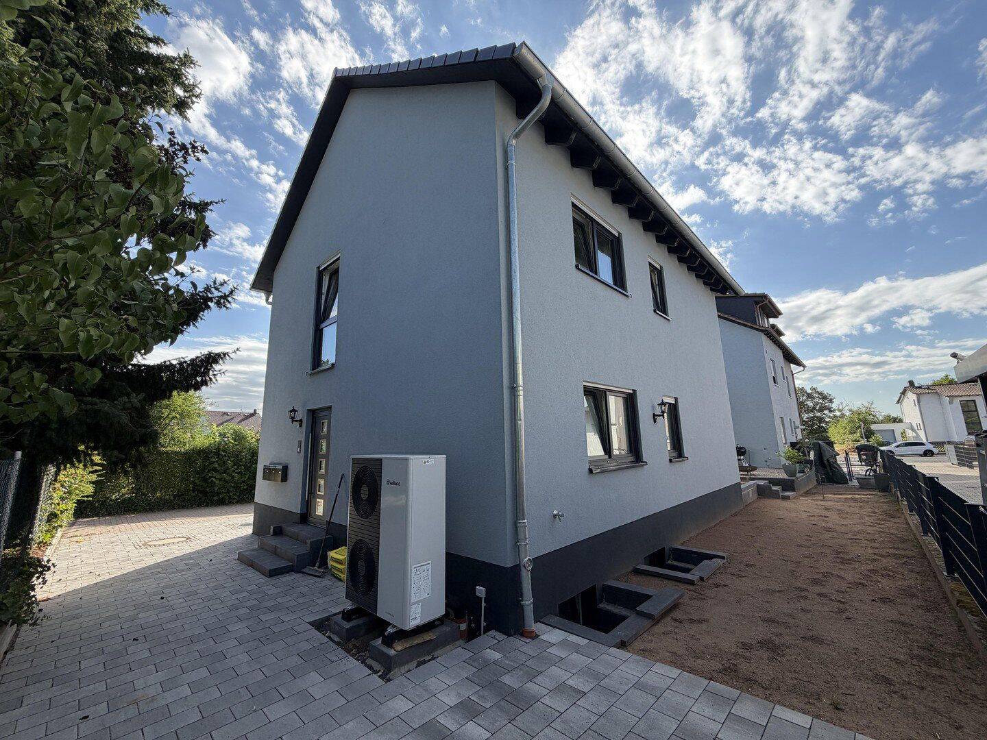 Exklusiver Neubau-Erstbezug – Stilvolle 3-Zimmer-Maisonette Wohnung, 63456 Hanau