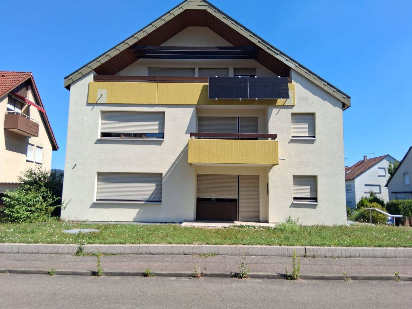 Großzügige Erdgeschosswohnung mit Hauscharakter, großem Keller und Garten, 73779 Deizisau
