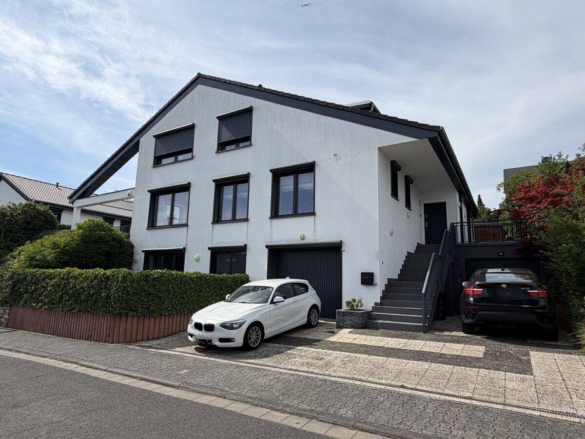 „Schöner Wohnen“ Exklusive Villa mit Einliegerwohnung in TOP-Zustand, 55270 Bubenheim