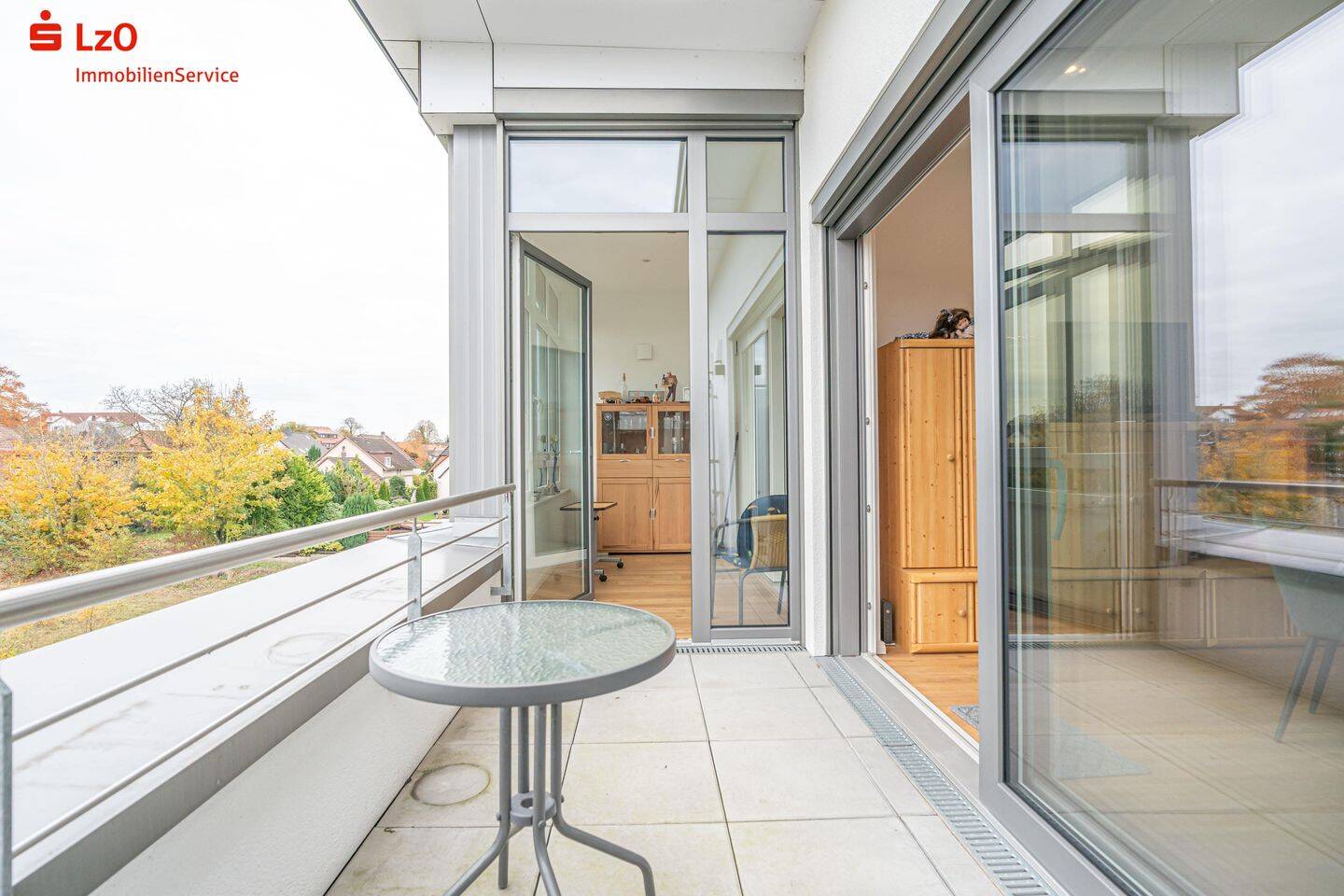 Wunderschöne Wohnung mit Dachterrasse und Wintergarten, 26316 Varel