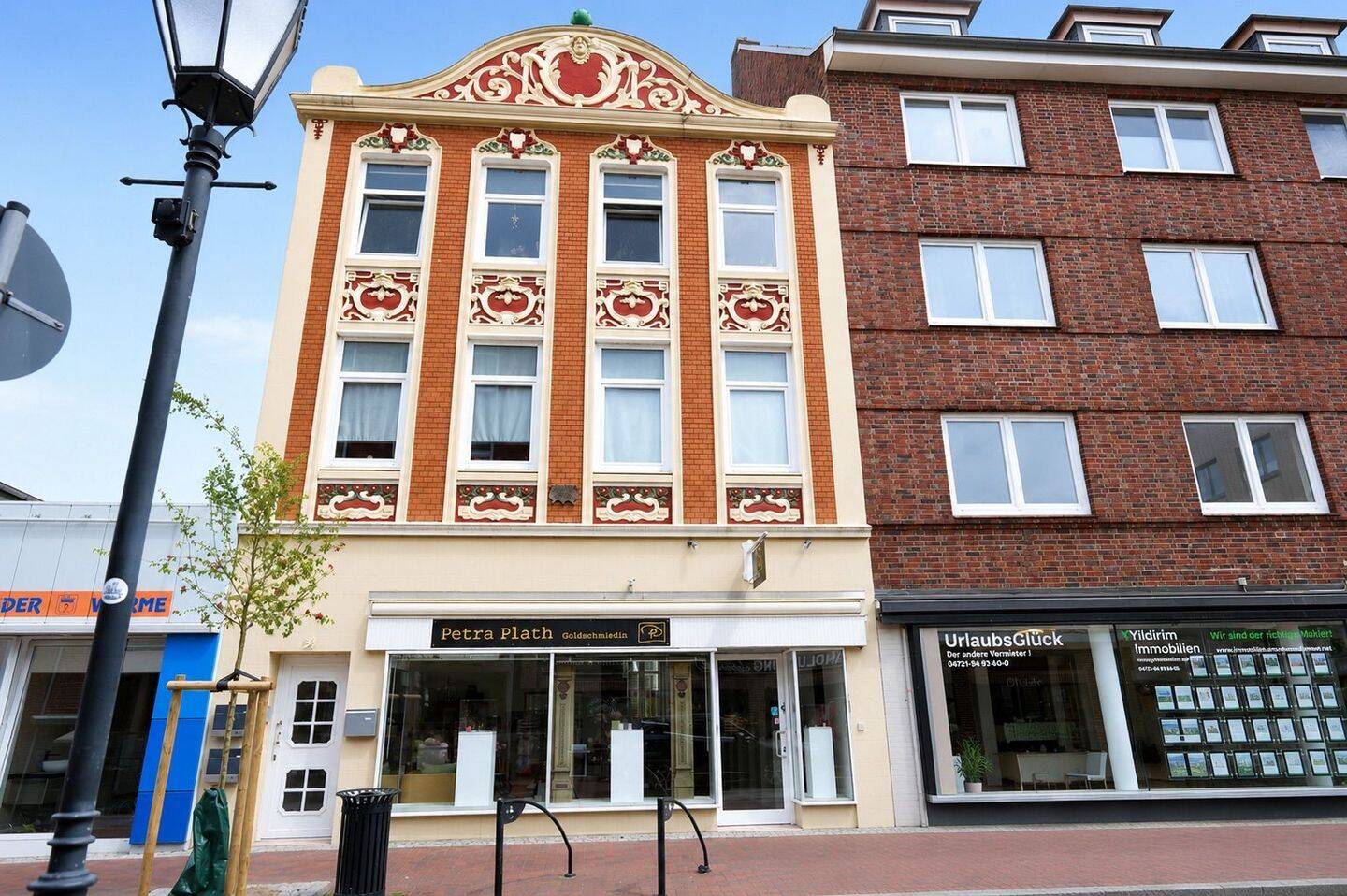 Attraktive Altbauwohnung im Herzen des Lotsenviertels – Nähe Weltschifffahrtsweg, 27472 Cuxhaven