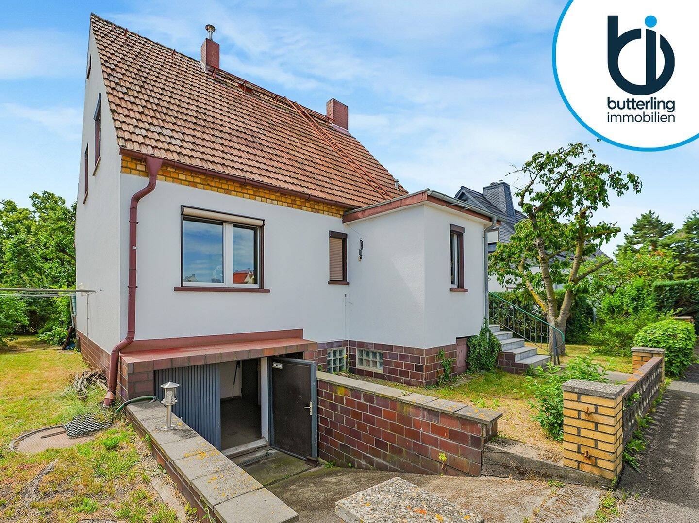Raum für Ideen, Handwerk und Familienglück – Freistehendes Eigenheim mit solider Substanz, 4838 Eilenburg