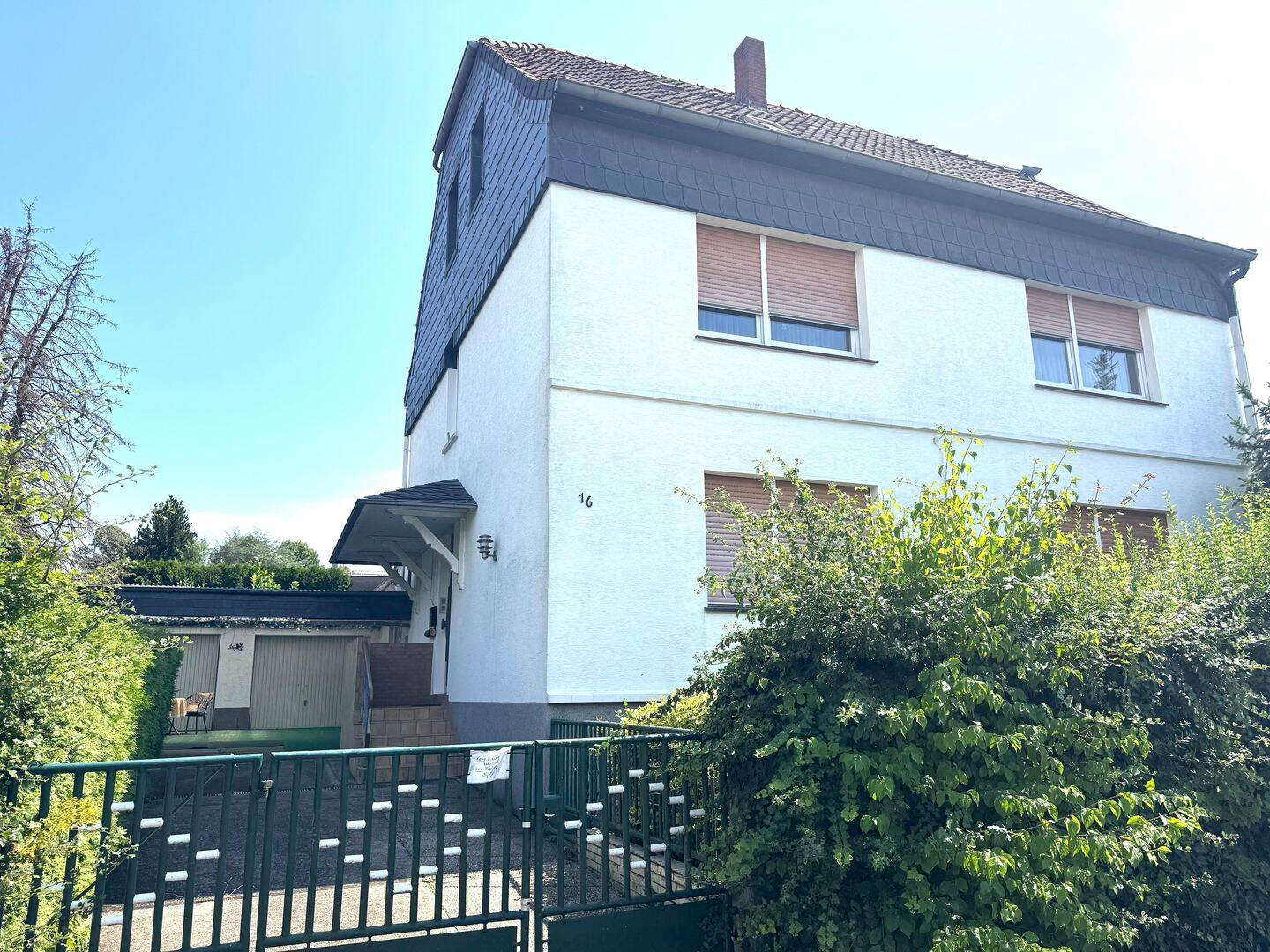 Mehrfamilienhaus mit 3 Wohneinheiten, Vollkeller und möglichen An- und Umbauvarianten., 59439 Holzwickede