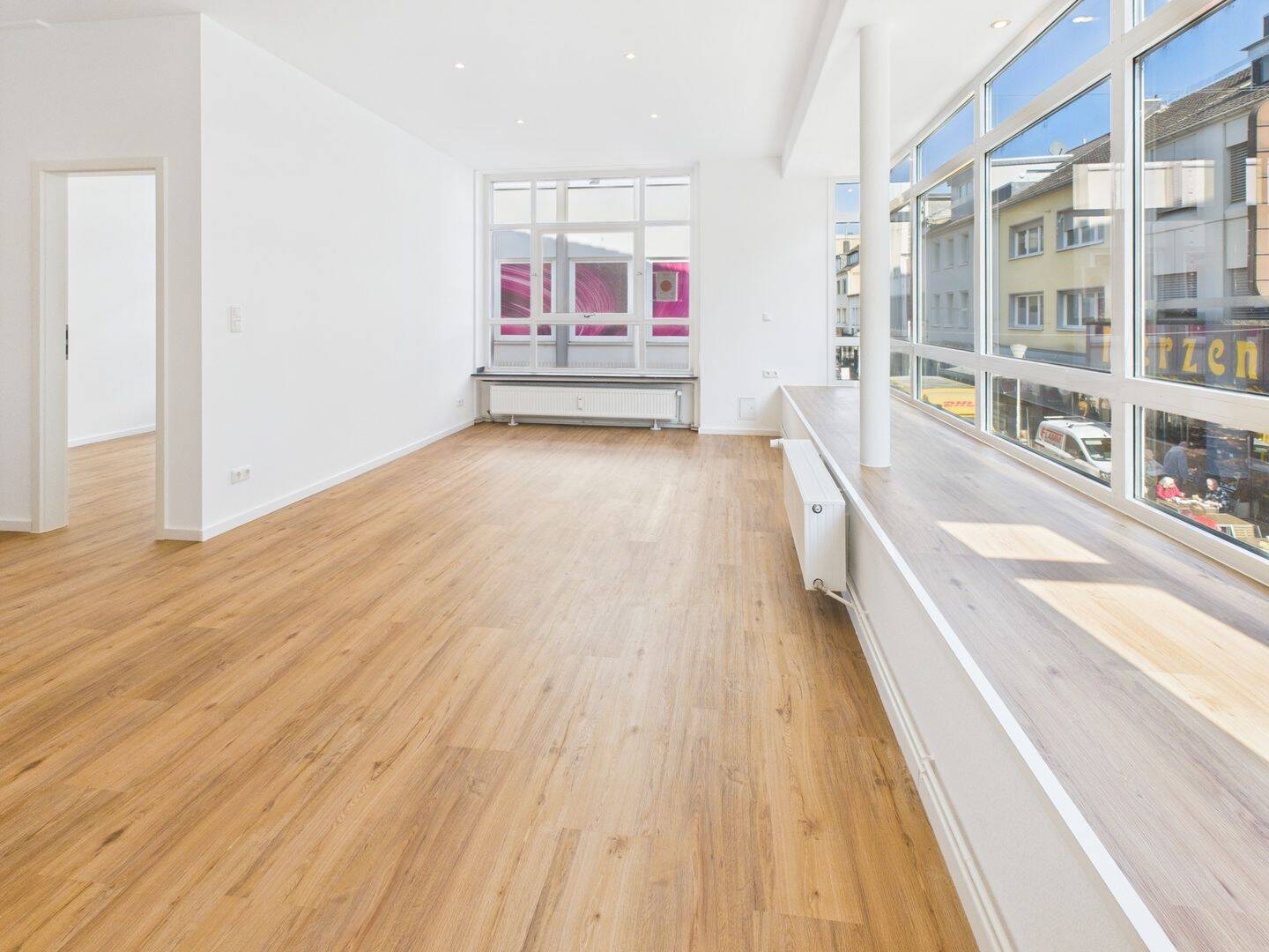 Big-City-Life! Top-sanierte Wohnung im Stadtzentrum von Düren- Erstbezug nach Modernisierung!, 52353 Düren