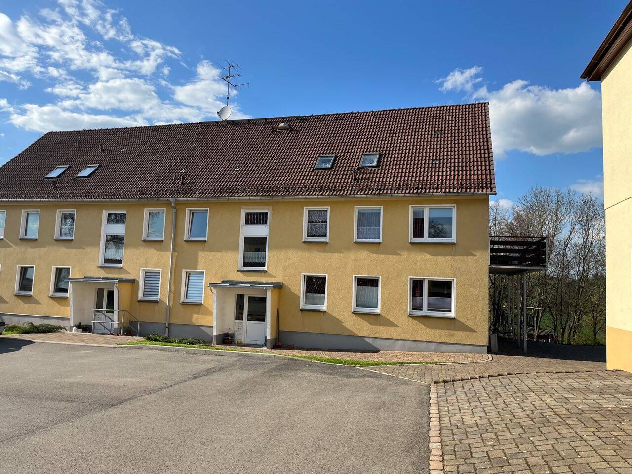 Moderne 3-Raumwohnung mit Garage in Elgersdorf zu vermieten, 1683 Nossen