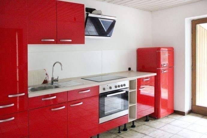 Absolut ruhige 90 m2 große 2-Zimmer Wohnung mit Balkon und EBK am schönen Samerberg, 83122 Samerberg