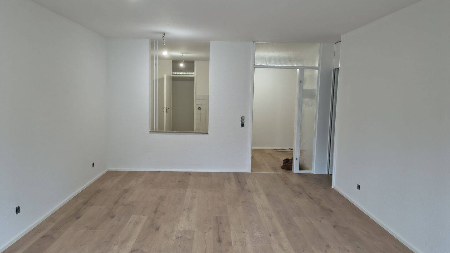 -Ohne Makler- 2-Zimmer-Wohnung, frisch renoviert, 71384 Weinstadt